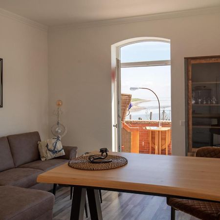 Ankerplatz Ueber Dem Hafen-Pub Apartment Pellworm Bagian luar foto